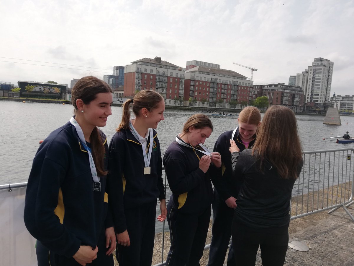 What a successful day for our rowing teams with every team winning gold or silver in their respective races 🥇Thank you to <a href="/get_rowing/">Get Going Get Rowing</a> for another fantastic event 👌 <a href="/Colaistebride/">Coláiste Bríde D22</a> <a href="/TYColaisteBride/">T.Y. Coláiste Bríde</a> <a href="/ActiveFlag/">Active School Flag</a>