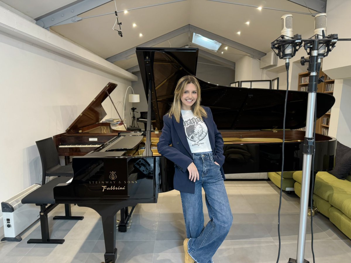 I spent last weekend in my studio recording my new Chopin album for @deccaclassics. I am very excited to share it with you in the autumn! The marvellous Steinway you see behind me, on which I recorded, is one of the best by the Bussotti Fabbrini collection. @UMIClassJazz