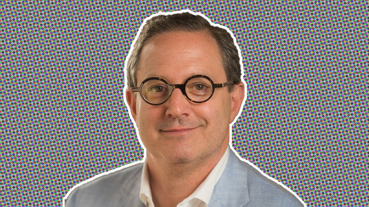 gamedevdotcom's tweet image. Former Zynga COO Matthew Bromberg is the new CEO of Unity

The new chief exec will net an annual base salary of $850,000, a litany of stock awards, and sign-on bonus worth $2 million

gamedeveloper.com/business/forme…