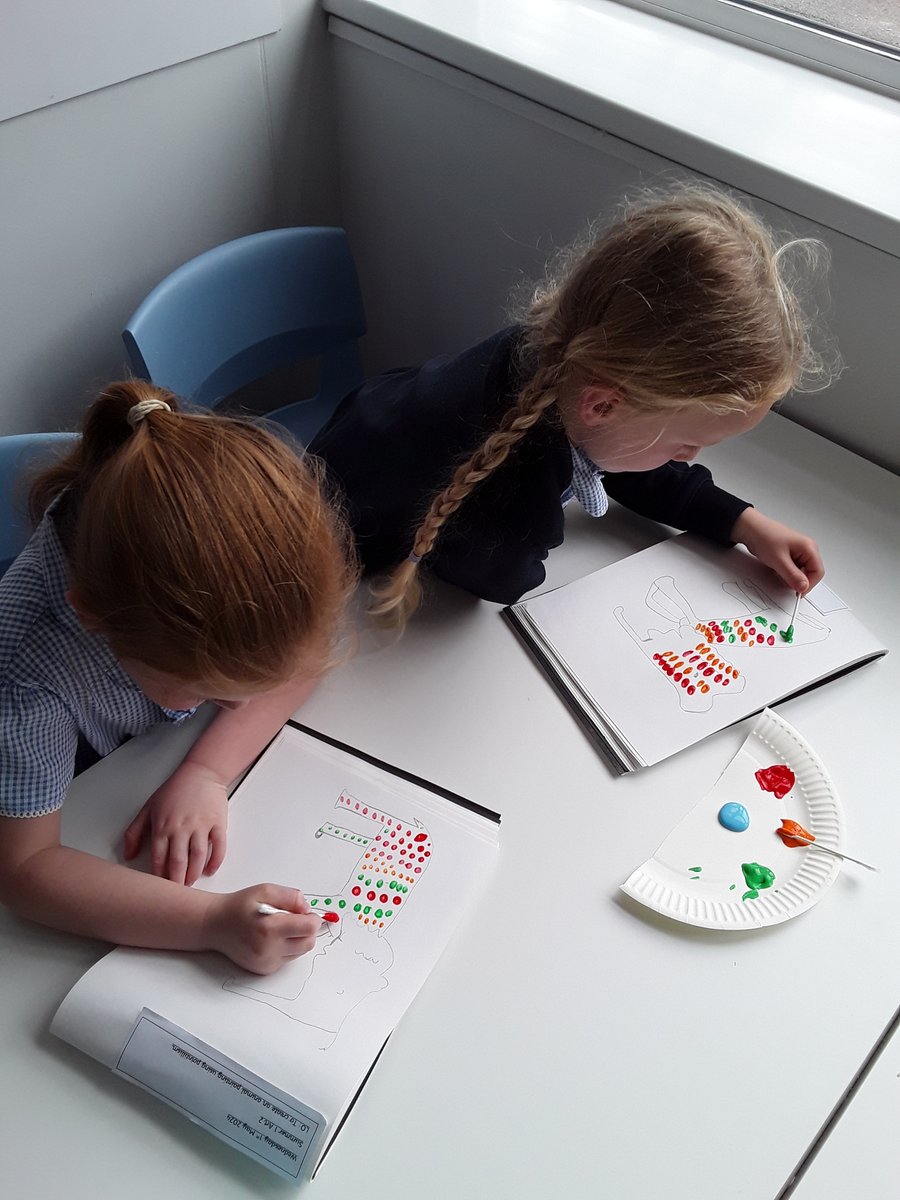 In Year 1, they have been using the technique of Pointillism to create beautiful animal pictures. #art #Creative #year1