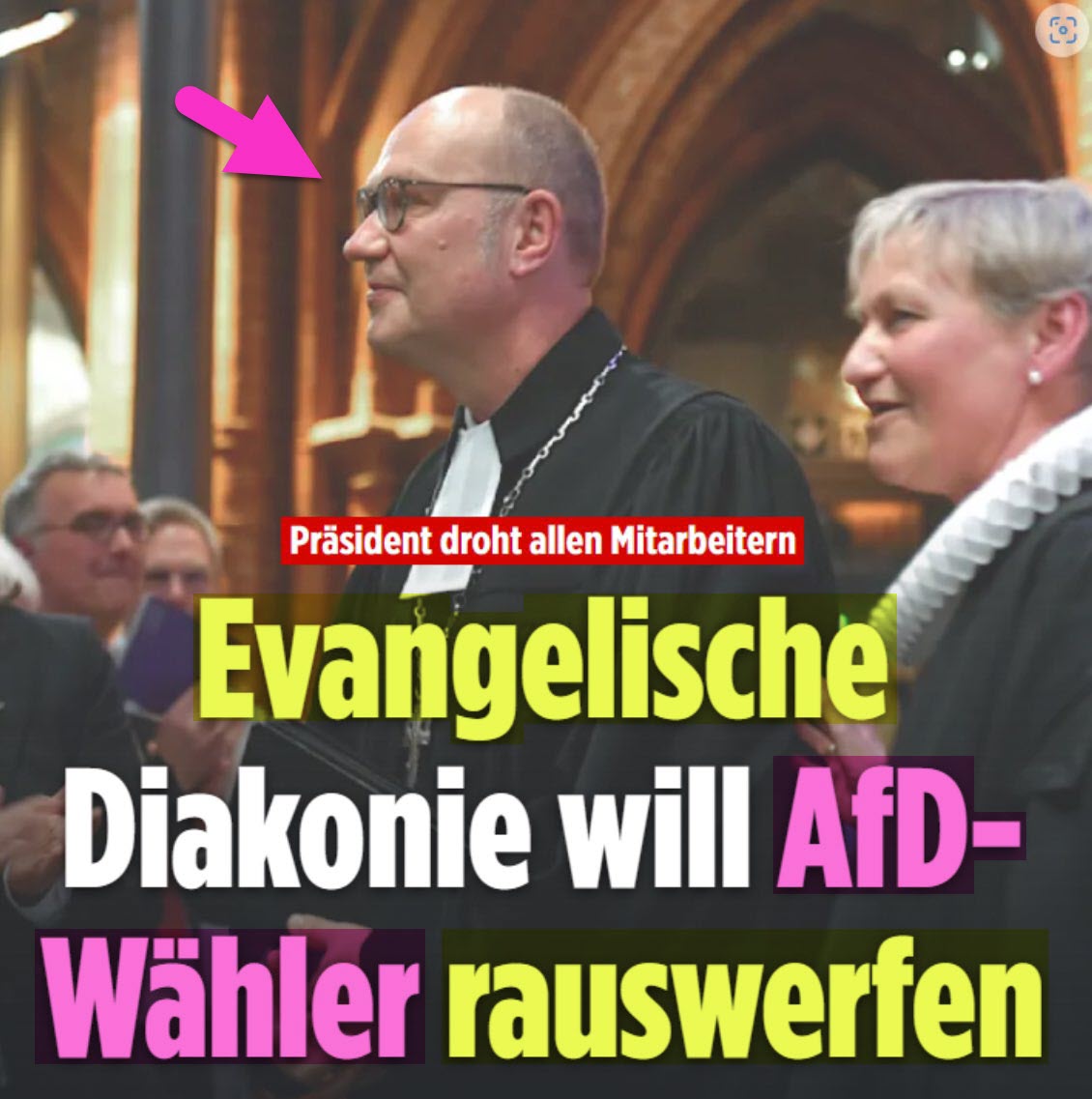 Was widern mich die heuchlerischen Pfaffen an!

Ich kann mich nur wiederholen:
Tretet ALLE aus der evangelischen und katholischen Kirche aus!

Zum Beten und für den Glauben benötigt man nicht diese aus Goldbecher schlürfenden Pharisäer!

Tierschutz statt Kirchensteuer!