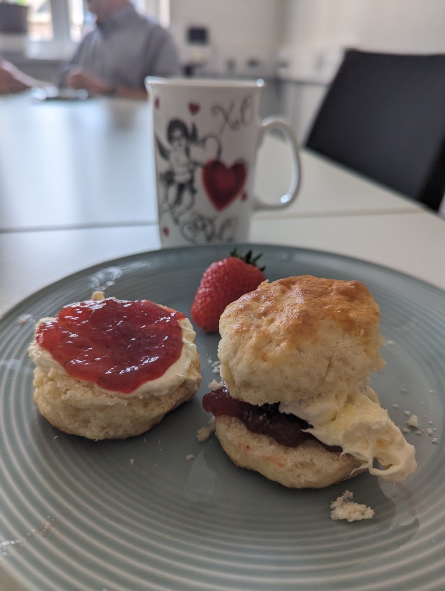 Today our 🇬🇧 colleague said goodbye by inviting us to #CreamTea and a discussion broke out whether the cream belongs on top, below, or not at all. Regardless it was delicious. We are sad to see him go and hope to see him again soon.
