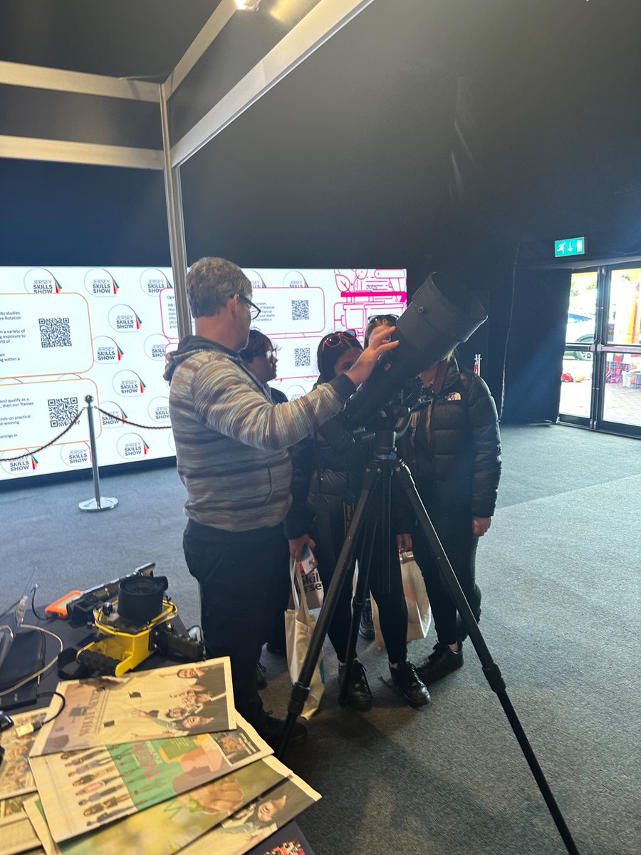 The @skills_jersey show is now open to the public until 6PM, so if you have any questions regarding a career in media, then pop over to our stand - we're at number 26!

#SKILLSJERSEY #JERSEYSKILLSSHOW #careerinthemedia #careerfair #discoveryourfuture @jepnews