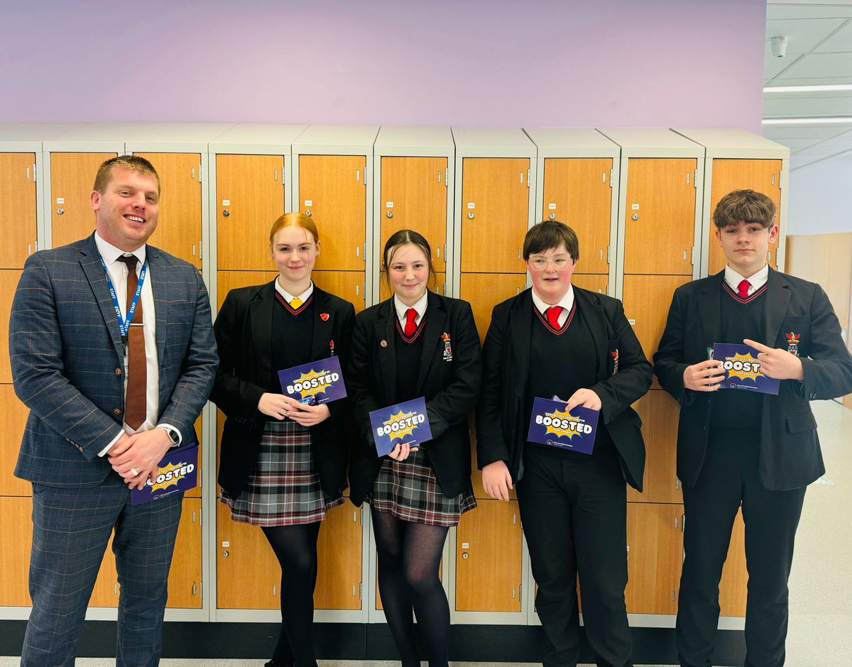 Today Mr Leader has been out and about rewarding students that “Boosted” their grades between the November and March mock exams. 
Some students managed to do this by an impressive 5 grades!! 
Well done everyone keep up the hard work 👏🏼🍫