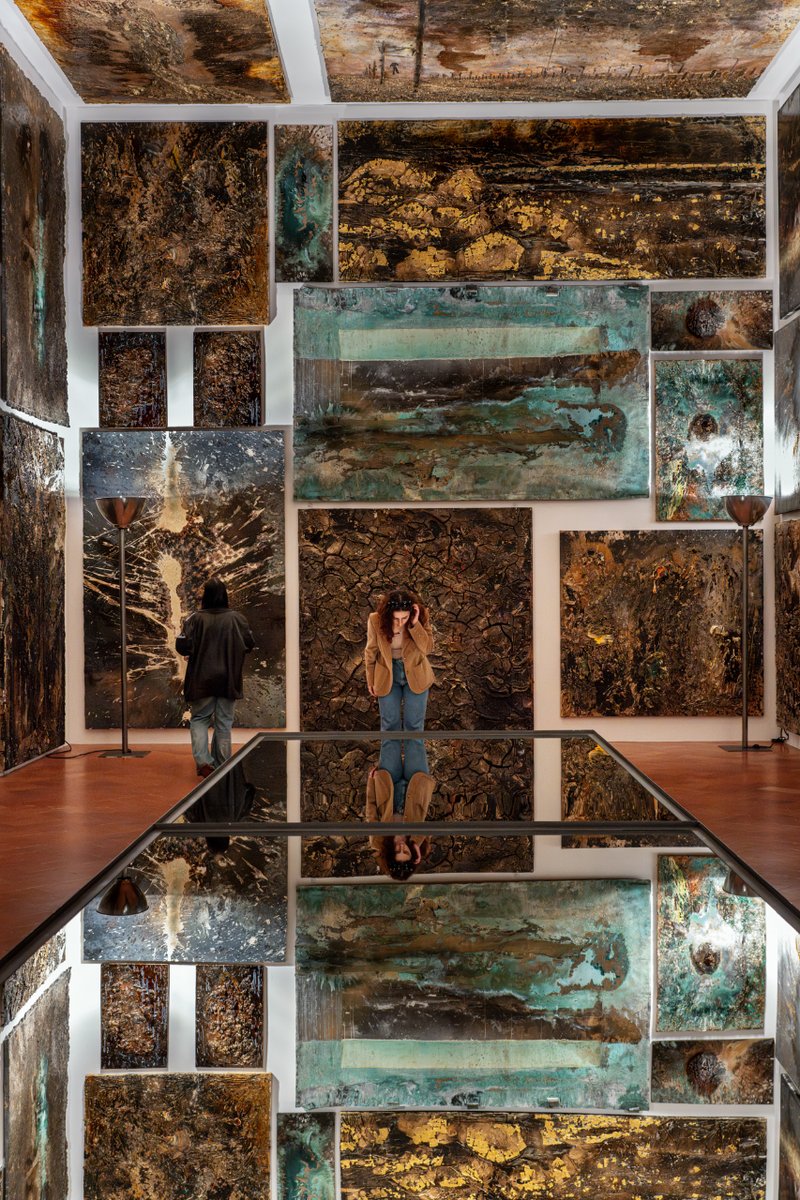 Till July 21, Palazzo Strozzi in #Florence hosts the amazing works of Anselm #Kiefer, a German artist who, through different materials and techniques, tackles an exploration of themes like memory, myth, and history: bit.ly/Kiefer-Strozzi… @feelflorenceoff  ph. @palazzostrozzi