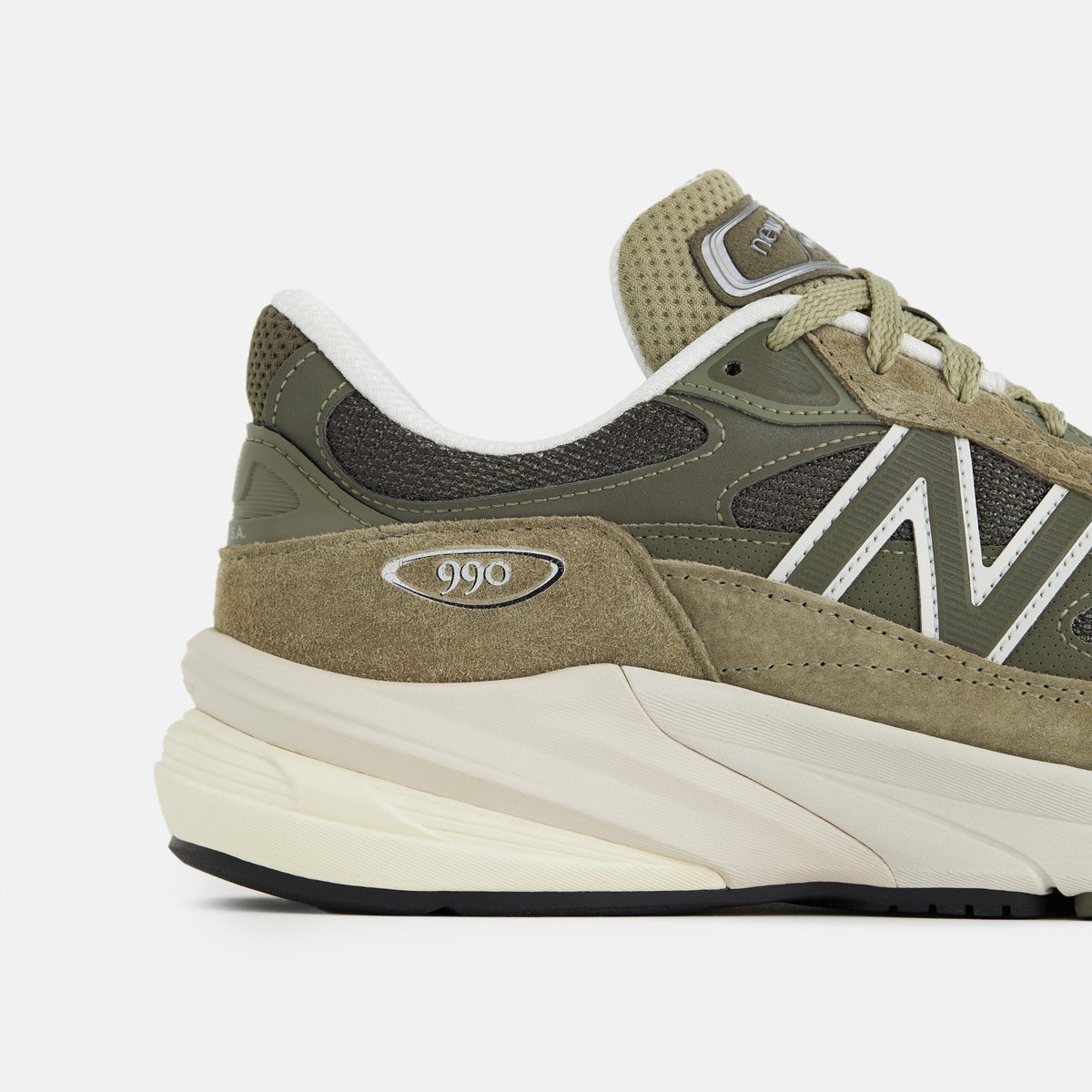 NEW BALANCE MADE IN USA 990V6 “TRUE CAMO” Available now both in-store & online - lapstoneandhammer.com/collections/ne… Men’s sizes: 6-13 ($220).