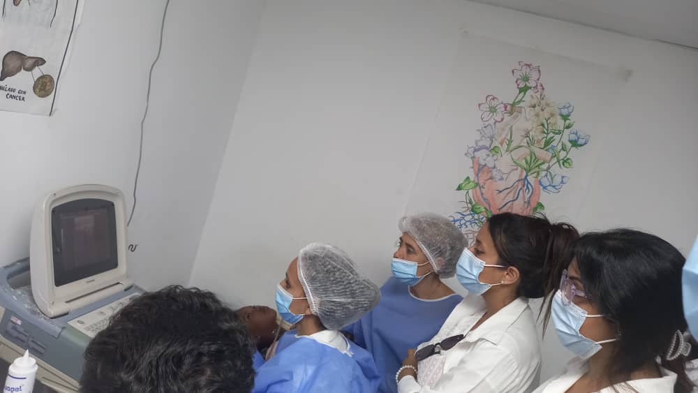 Desarrollo de actividad práctica del Diplomado en Ecografia, en el CDI La Paez del Estado #LaGuaira.

#CubaPorLaVida ⚡️⚡️
#CubaCoopera
<a href="/cubacooperaven/">Brigada Médica Cubana en Venezuela</a> ⚡️⚡