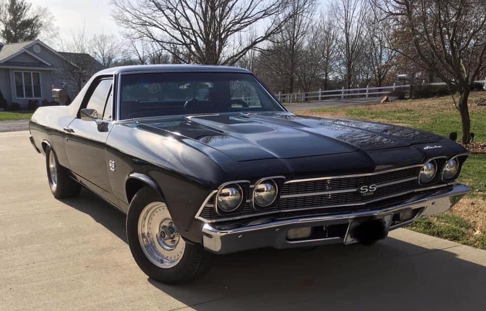 #ThrowbackThursday Only back to 2016 buy a good friend who’s no longer on here drew this amazing pic of my El Camino for me. Notice the detail in the headlights. You can see the reflection of my house in them! Sandra Warmerdam is her name.