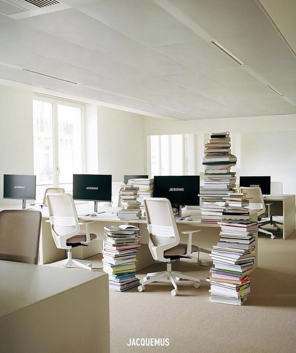 The Jacquemus office 📚
