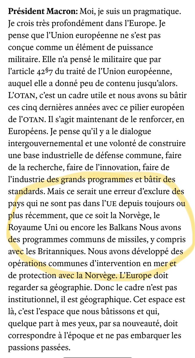 Cette itv de @EmmanuelMacron par @PedderSophie est excellente. +concise et +large que #Sorbonne2.

Réaffirmation des possibles troupes au sol, mutualisation (et non partage) de la dissuasion conventionnelle+nuke, défense🇪🇺 pensée au-delà de🇪🇺 dans le cadre de la Comm Pol Europ.