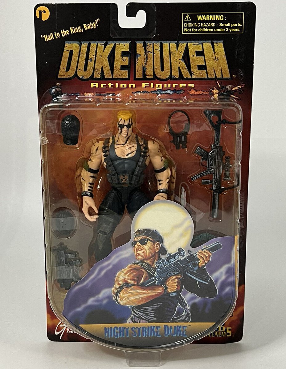 We loved the Night Strike Duke art that ReSaurus created for the retail packaging. This was a version of Duke we planned to have in Duke Nukem Forever during a night level/mission, with a black shirt replacing his signature red shirt, plus a black cap to hide his bright hair.