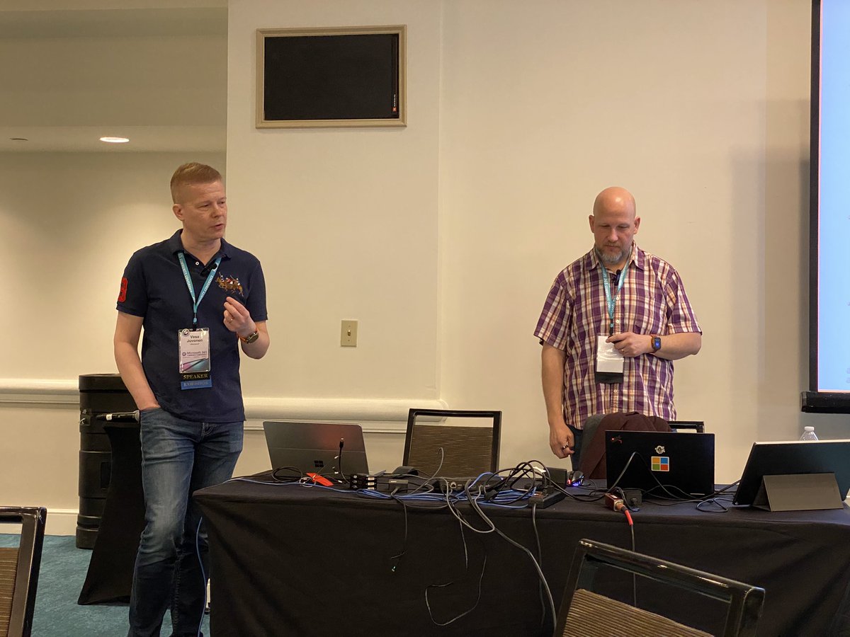 The #microsoft365dev #VivaConnections and #SPFx #community call is live now from #Orlando at the #M365Con join us live or via #MicrosoftTeams aka.ms/spdev-spfx-cal… @M365Conf