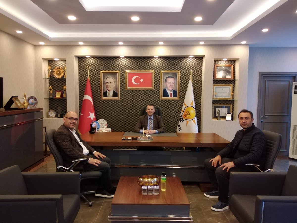 Ziyaretimize gelen Bilal Öztürk' ü ilçe başkanlığımızda ağırladık. Nazik ziyaretleri için teşekkür ederim.