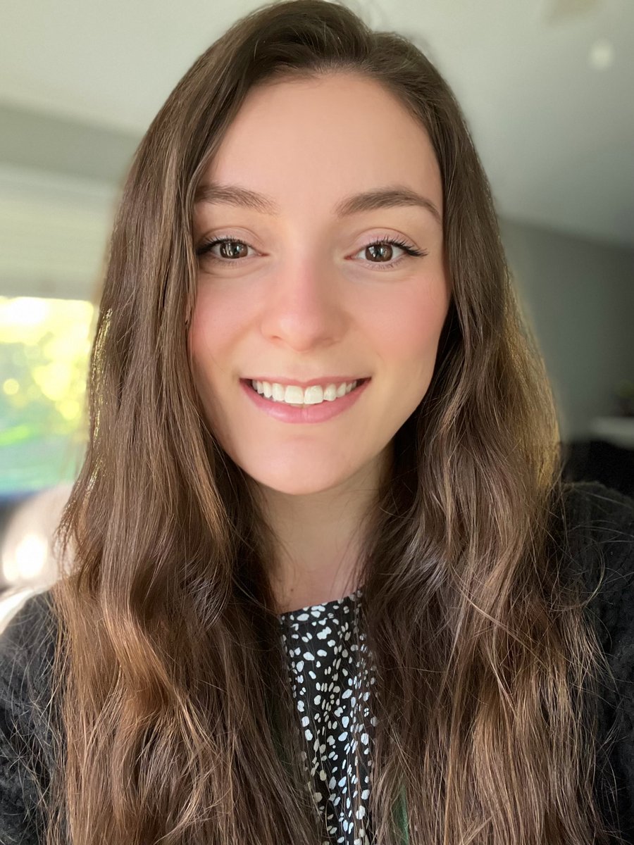 We are #HoodProud of Amanda Tapscott, who is pursuing a career in mental health in order to become a school-based therapist! 

Read more about her experiences with school counseling here: bit.ly/TapscottHC 

#HoodGradSchool #schoolcounseling #GraduateSchool
