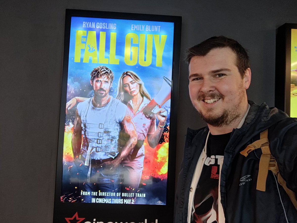 Happy Thursday Everyone!!! I had a great time at the @wbtourlondon Harry Potter studio tour 2 days ago and I loved Commando! Both of which get a Major 10/10! Now I'm back at @cineworld for my 66th Movie of 2024, @TheFallGuyMovie!!! 😁😁😁