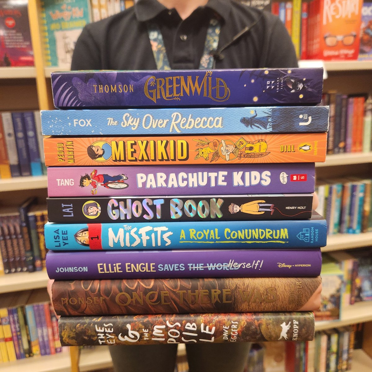 Still a little over a week away before we announce Barnes & Noble Children's & YA Book Awards! Still plenty of time to come in a pick a favorite!

#bnmidwest #youngreader #bookawards