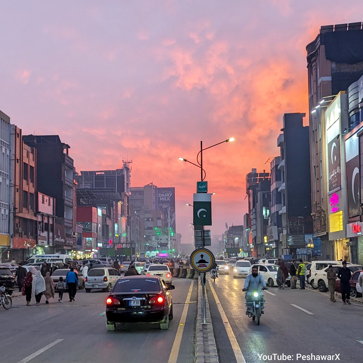 Beautiful View of Saddar Cantt Peshawar. #SaddarCanttPeshawar #Peshawar #Pekhawar #PeshawarCity