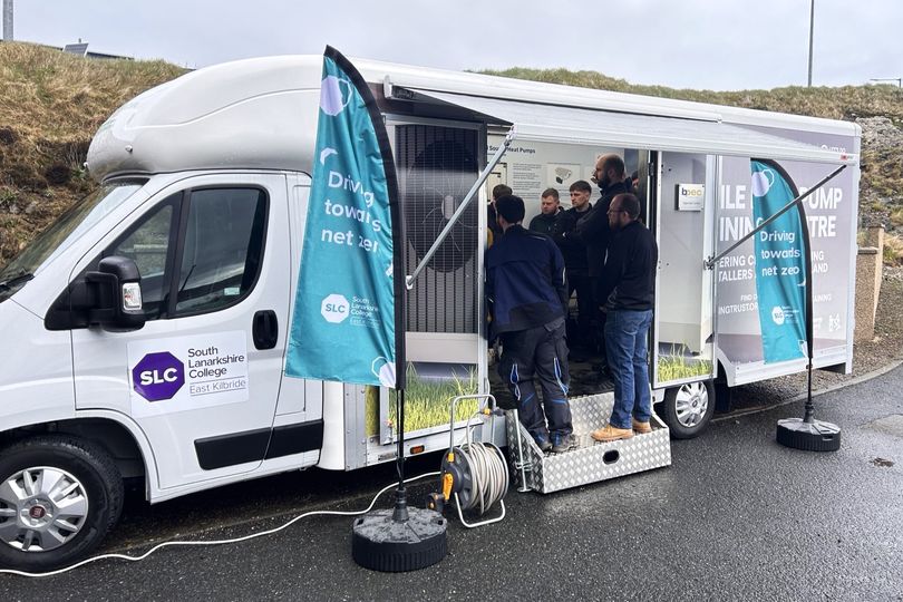 Our Curriculum Manager, James Jamieson, is leading training on the mobile heat pump facility in the Shetland Islands! Fully funded by @scotgov , this initiative will transform rural training across Scotland💡 Thanks to partners @EnergySvgTrust, @energy_skills + @NIBEEnergy