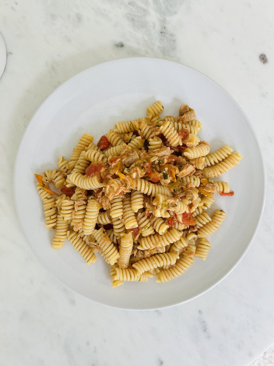 Fusilli #Voiello with tuna and cherry tomatoes! Superb in every way #Pasta #ThursdayMood #TastyFood