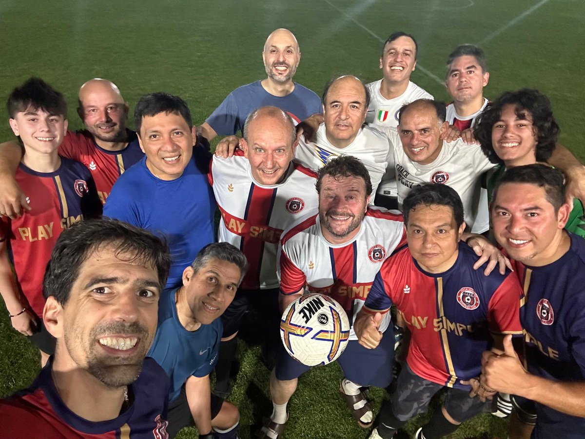 ⚽️ Awesome Wednesday night! Playing soccer under the lights.

◾️ Men’s Over
📍 Toca Juniors Soccer Complex, MD

🔵🔴 #WeAreToca #TOCA #tocajuniors #PLAYsimple #Futbol #Football #soccer #soccerlife #futsal #soccercomplex #UrbanaMD #IjamsvilleMD #TOCAcomplex #TOCApredio #soccerlife