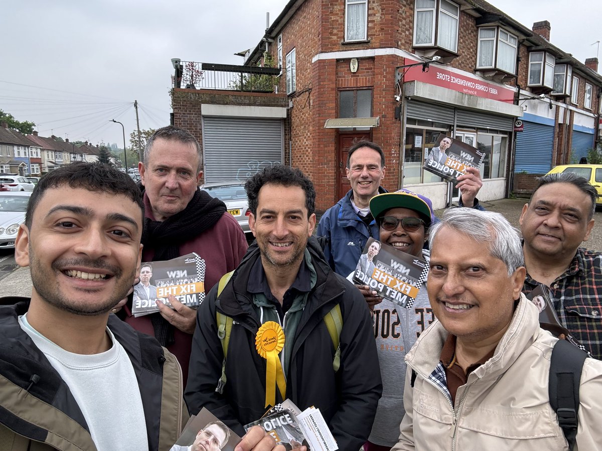 Humbled by the strong support for the @LibDems team in #Alperton! 🔶 Residents want more @LondonLibDems at City Hall holding the Mayor of London to account. 🫶🏽 Thanks again to everyone voting for us. ‼️ If you haven’t, don’t forget. Polls are open until 10pm! 🕙