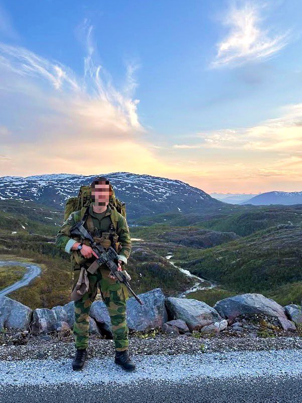 A Norwegian soldier observed in the wild, sporting our Kandahar Combat Uniform 🇳🇴

#norarm_tactical #tacticalwear #tacticalgear