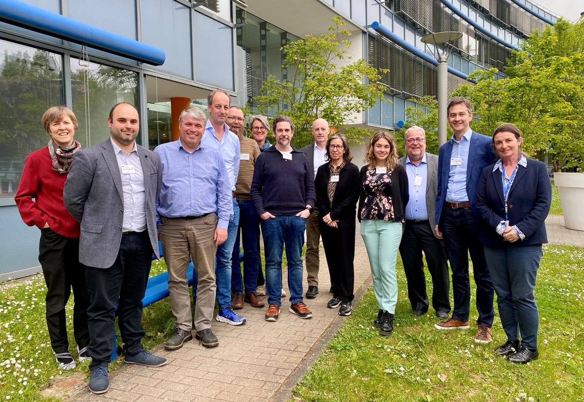 Today the @EuroHPC_JU Research and Innovation Advisory Group (#RIAG) elected its Chair in #Luxembourg.  👏Congratulations to Estela Suarez, for leading the group as a Chair, and to Daniele Cesarini for his position as Vice-Chair of the RIAG. Read more: eurohpc-ju.europa.eu/riag-new-resea…