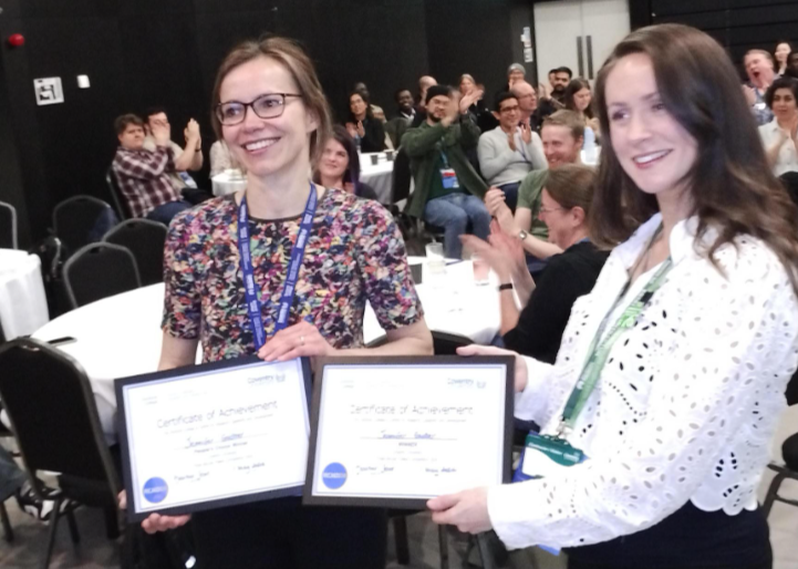 Huge #congrats to Jennifer Godber for #winning the #3MT and People's Choice #award at #CovUniRCAD! 🥳🚀 You made us all so proud 😊. Wish you #success in your #PhD journey. @CU_ReCap @hayleymwright @CovUniResearch