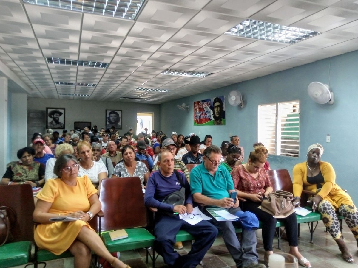 Amaneció el Buró Provincial del Partido en reunión de secretarios generales del municipio Aguada #CienfuegosXMasVictorias #PorCubaJuntosCreamos