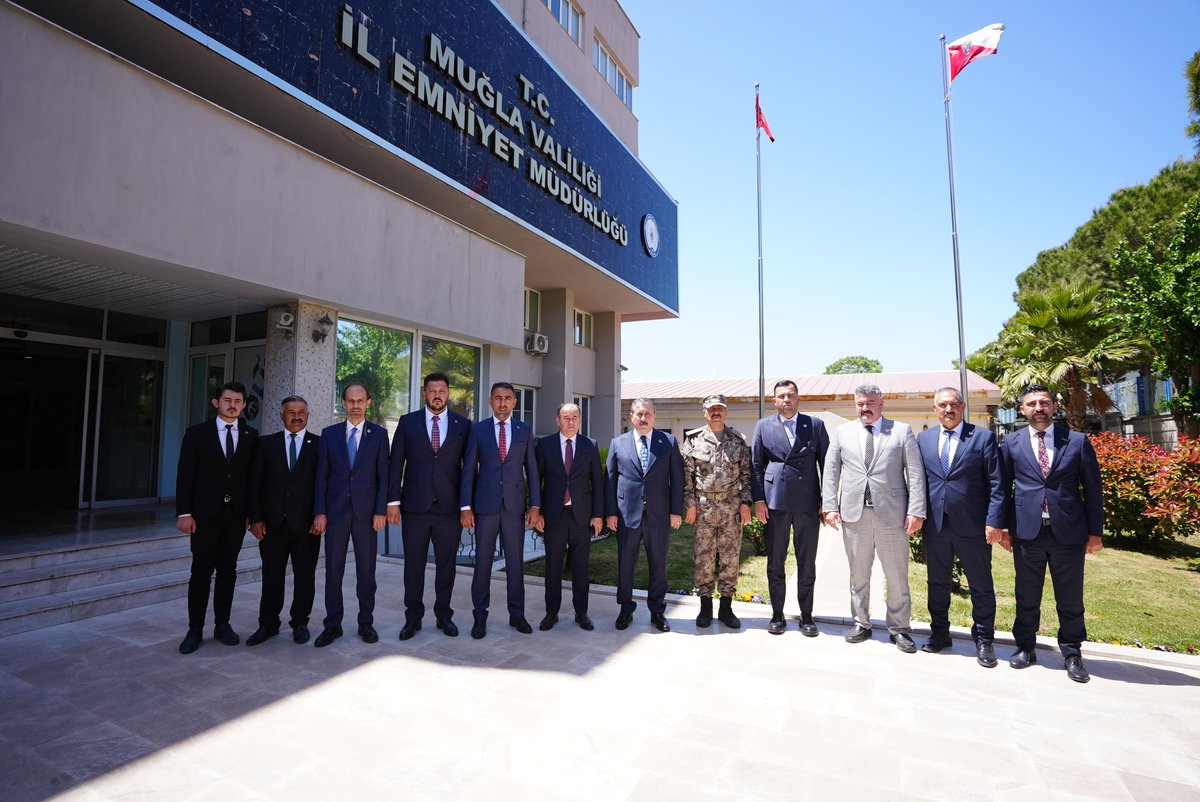 Genel Başkanımız Sayın Mustafa Destici, Muğla İl Emniyet Müdürü Sayın Ali Canbolat'ı makamında ziyaret etti.