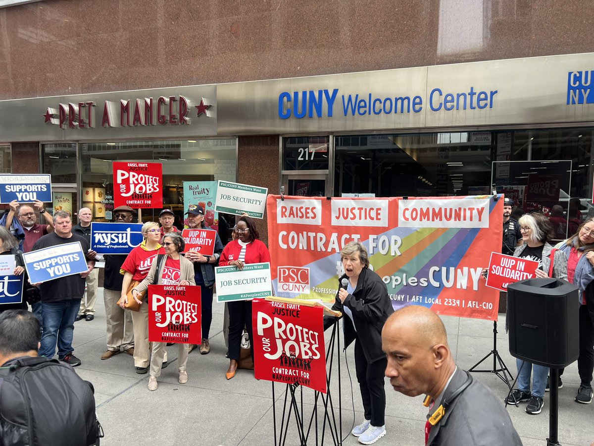 We will defend the right of our students and members to peacefully protest. We ask students to critically think and make the world better. And we support their right to free expression wherever and whenever - @rweingarten #apeoplescuny