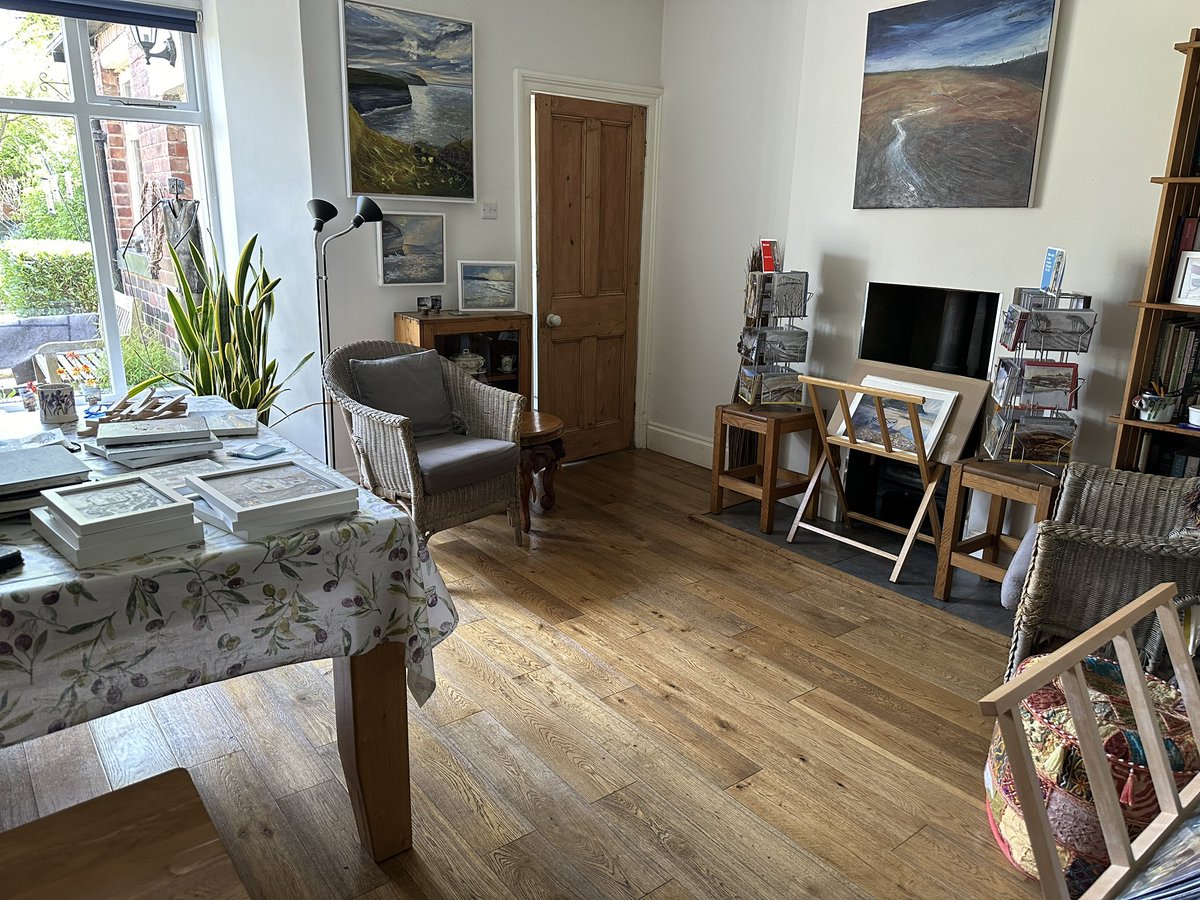 staithesartist's tweet image. Almost a #gallery Just a bit of tweaking to do. #Gingercake in the oven. #openupstudios this weekend and next.