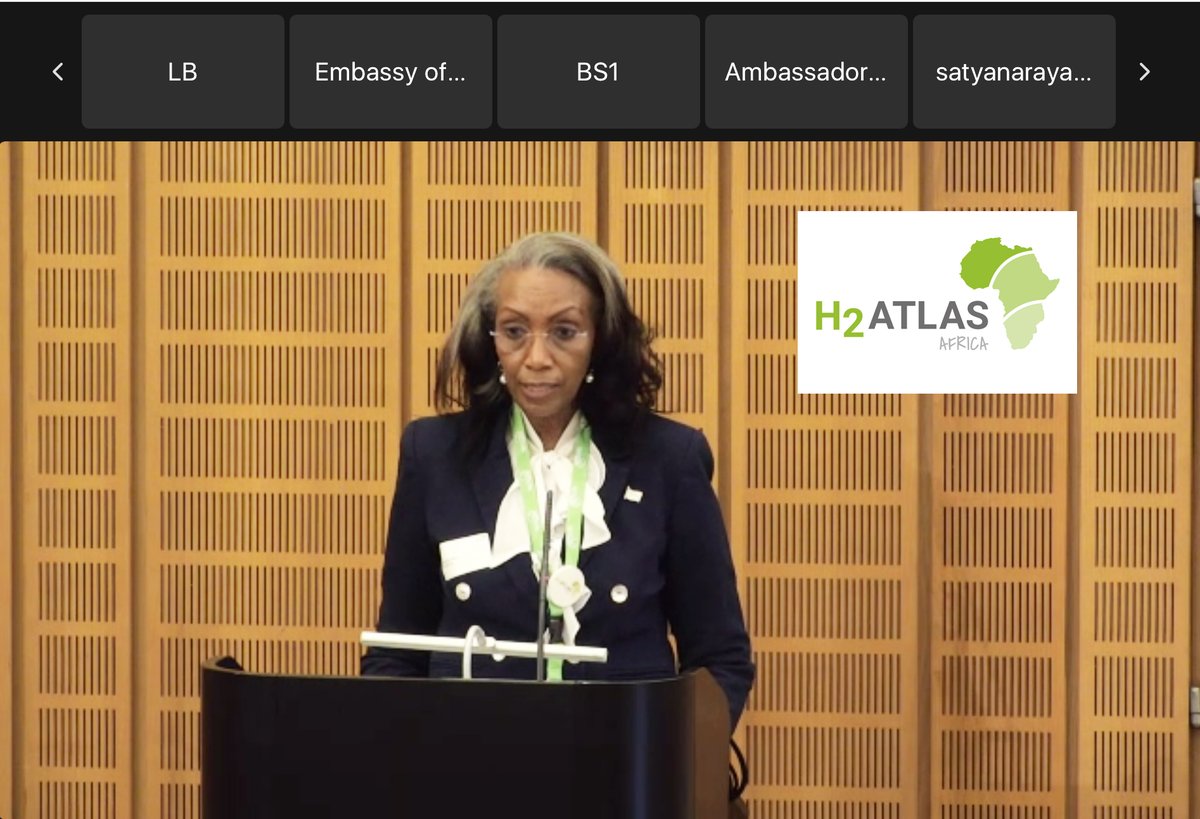SASSCAL_ORG's tweet photo. 📷Great teamwork behind a powerful tool! At the #H2Atlas-Africa closing event, Dr. Jane Olwoch, SASSCAL's Executive Director, celebrated the project's success.
The H2Atlas- Southern Africa project was coordinated by SASSCAL in 12 countries in hashtag#SADC.
#H2ATLAS #Africa #H2 https://t.co/O72WnoyyZs