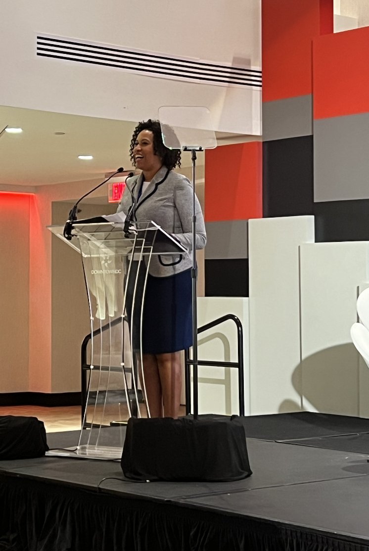 Thank you to @MayorBowser for rounding out the State of Downtown forum and delivering some closing remarks. Echoed by both Mayor Bowser and our panelists, #WashingtonDC is a great bet in 2024. WE. ARE. BACK! #DowntownDC #ReimagineDowntown #WeDoBIDThings
