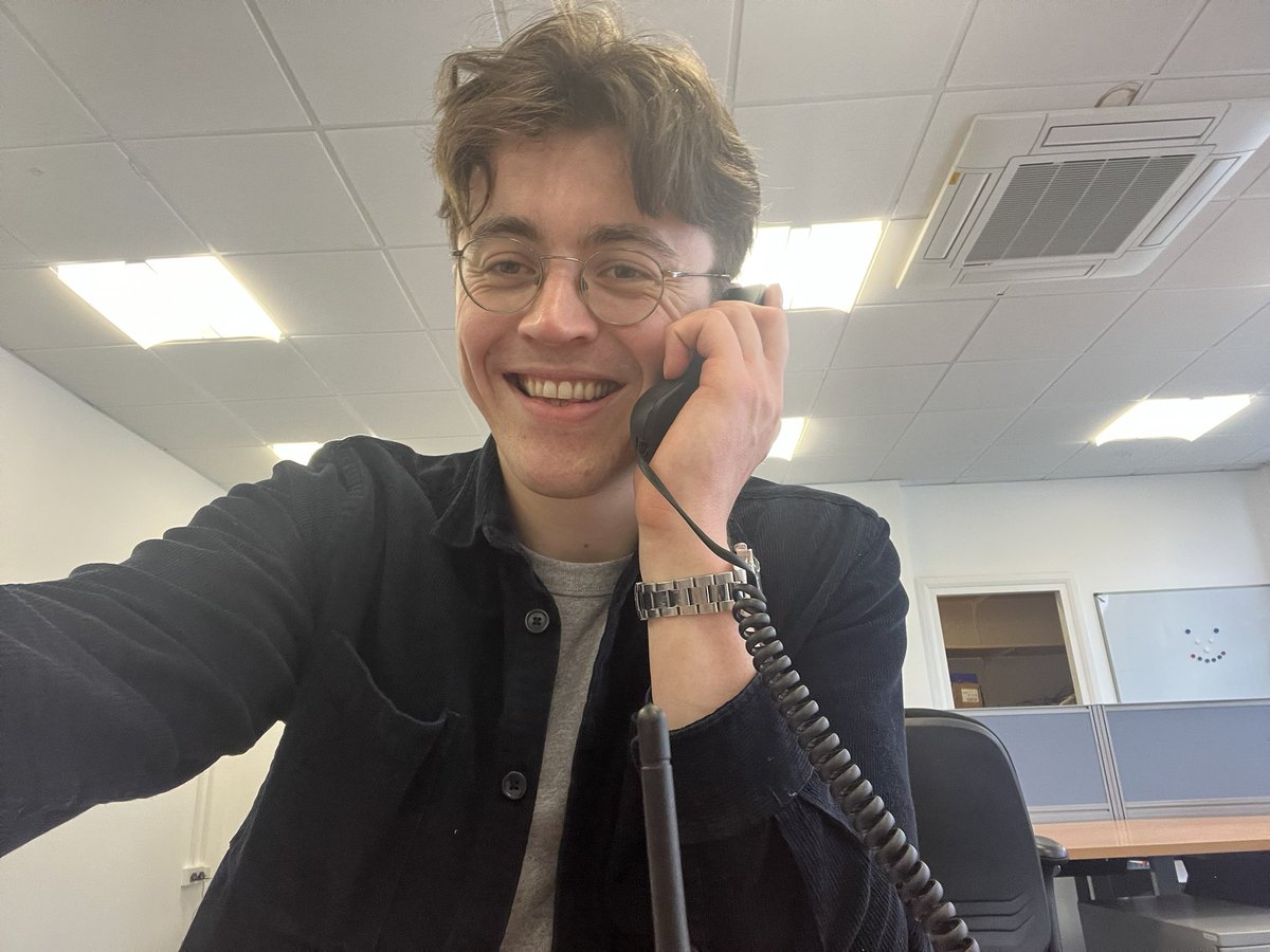 Fab phone banking session at Labour’s national HQ this afternoon - getting the vote out for @RichParkerLab in the West Midlands. 🌹 #VoteLabour