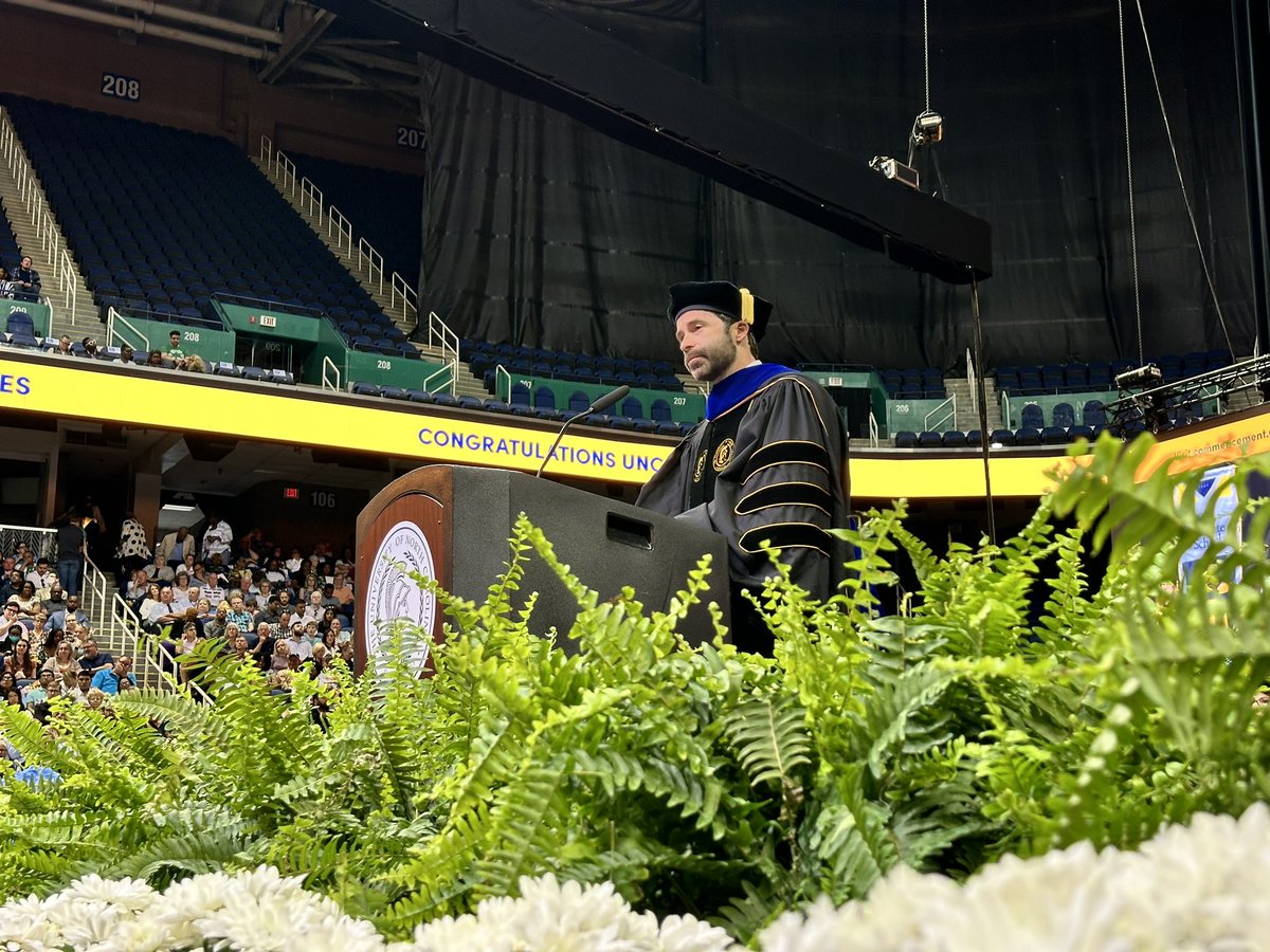 Dr. Anthony Dellinger, @GreensboroNano alum, provides today’s commencement address reminding graduates of their power.

“You all possess the unique skills to bring about transformative change, to lead with empathy, and to ﬁnd and deliver solutions.”
#UNCGGrad #UNCGWay