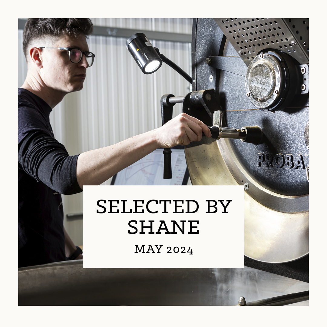 Our Roaster's Choice for May is here! Expect some floral undertones with rich notes of blackcurrant, particularly as the coffee cools. There is a delicious honey sweetness in the cup.

Subscribe via:
carvetiicoffee.co.uk/products/month…

#coffee #roasterschoice #coffeesubscription #lovecoffee