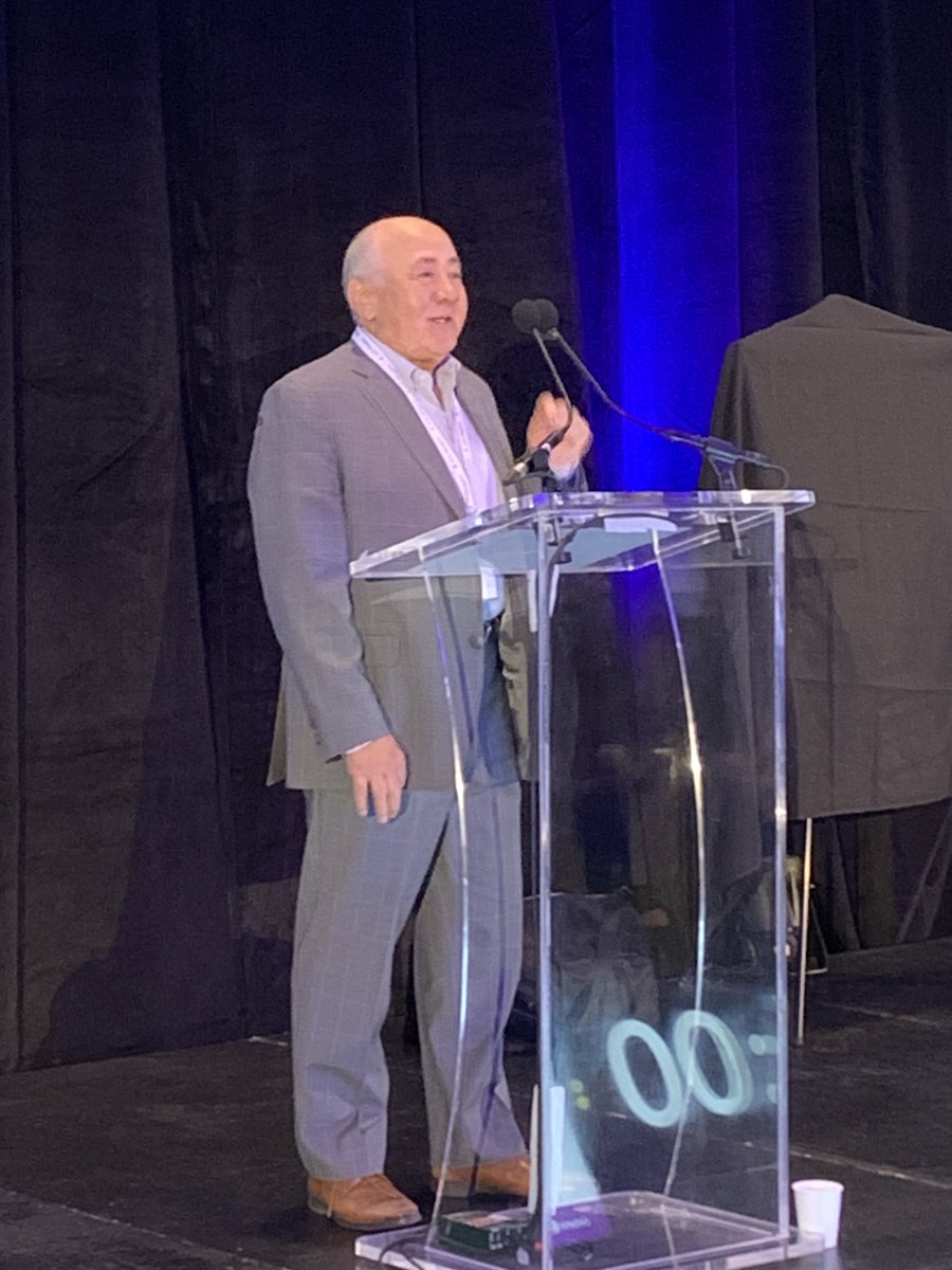 This year's DSBN International  Concussion Summit has started! A warm welcome to all attendees from across 🇨🇦 and 🇺🇸!  

In our 10th year, we are thankful to our former director, Warren Hoshizaki for his vision in advancing awareness around concussions through this Summit.