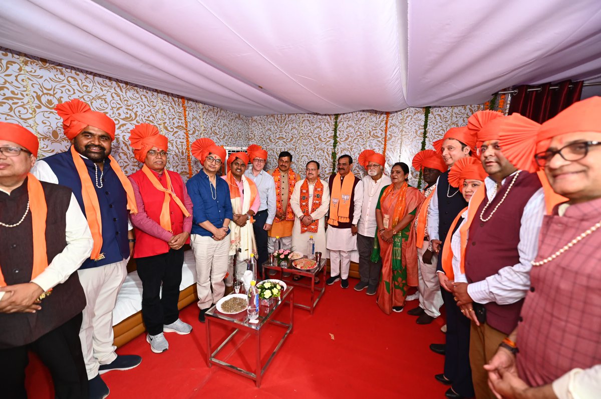In Bhopal, group of delgates from overseas political parties watched public meeting of @BJP4India President Shri J P Nadda ji. They also met him, CM of MP Shri @DrMohanYadav51 and President of @BJP4MP Shri @vdsharmabjp . See the enthusiasm of delegate of Likud Party, Israel.