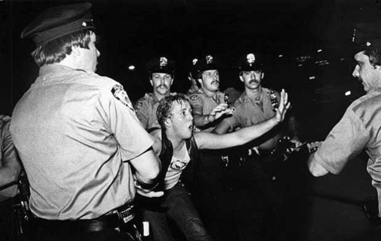 The Stonewall rioters literally threw bricks at police. This is some whitewashing ahistorical bullshit.