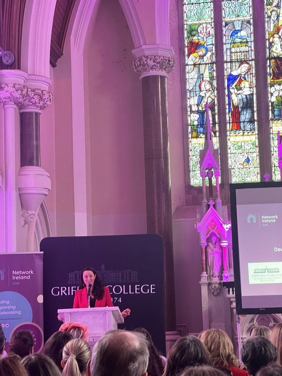 Brilliant to hear about the determination & resilience of the wonderful @NorahCasey last night! Well done @NetworkCork & great job as MC by @SINEADODEARAF of @griffithcollege !