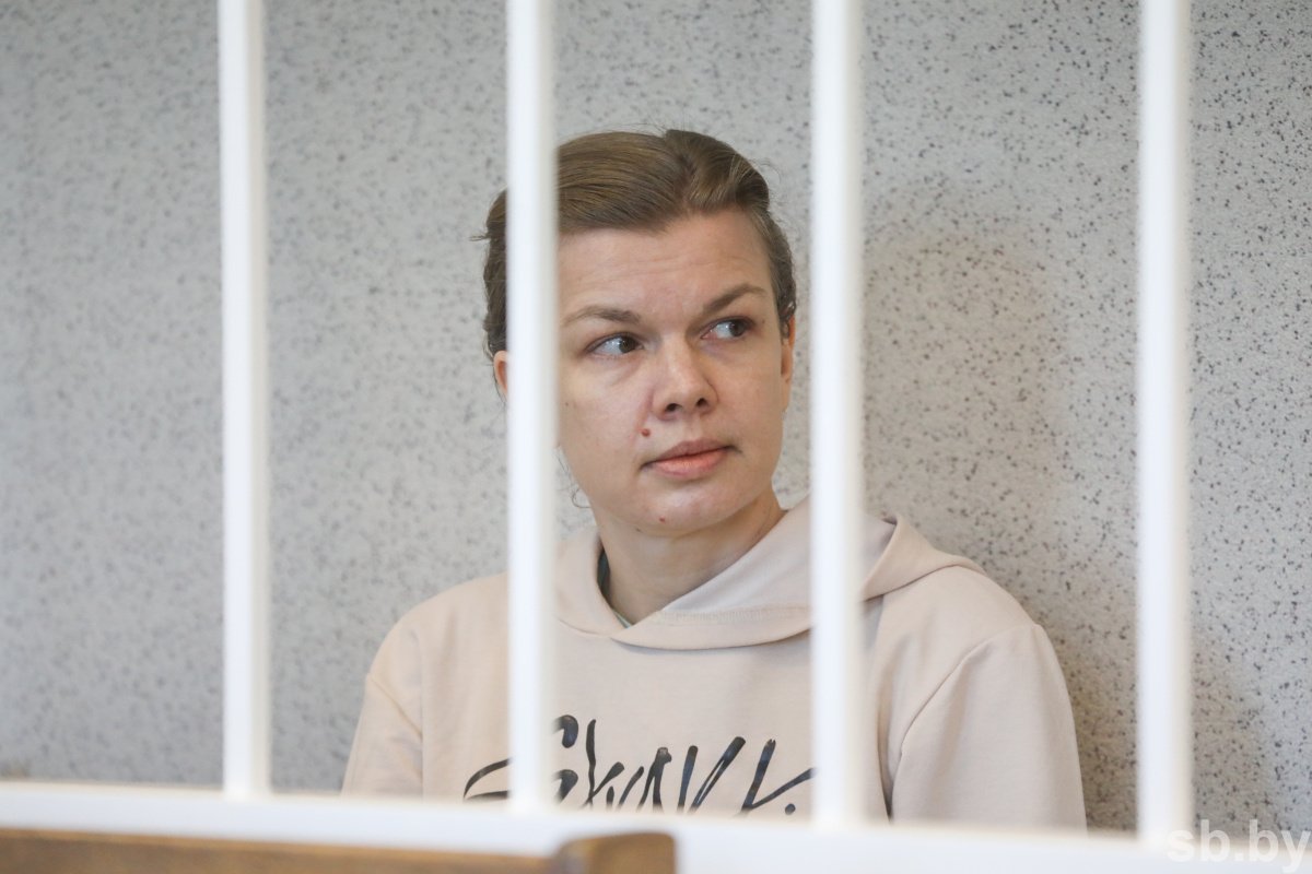 For plans to launch an independent TV channel, journalist Kseniya Lutskina was sentenced to 8 years in prison. Kseniya developed a brain tumor & has been denied proper care. She has just suffered another pneumonia. Prison puts Kseniya's health at risk. She must be released.