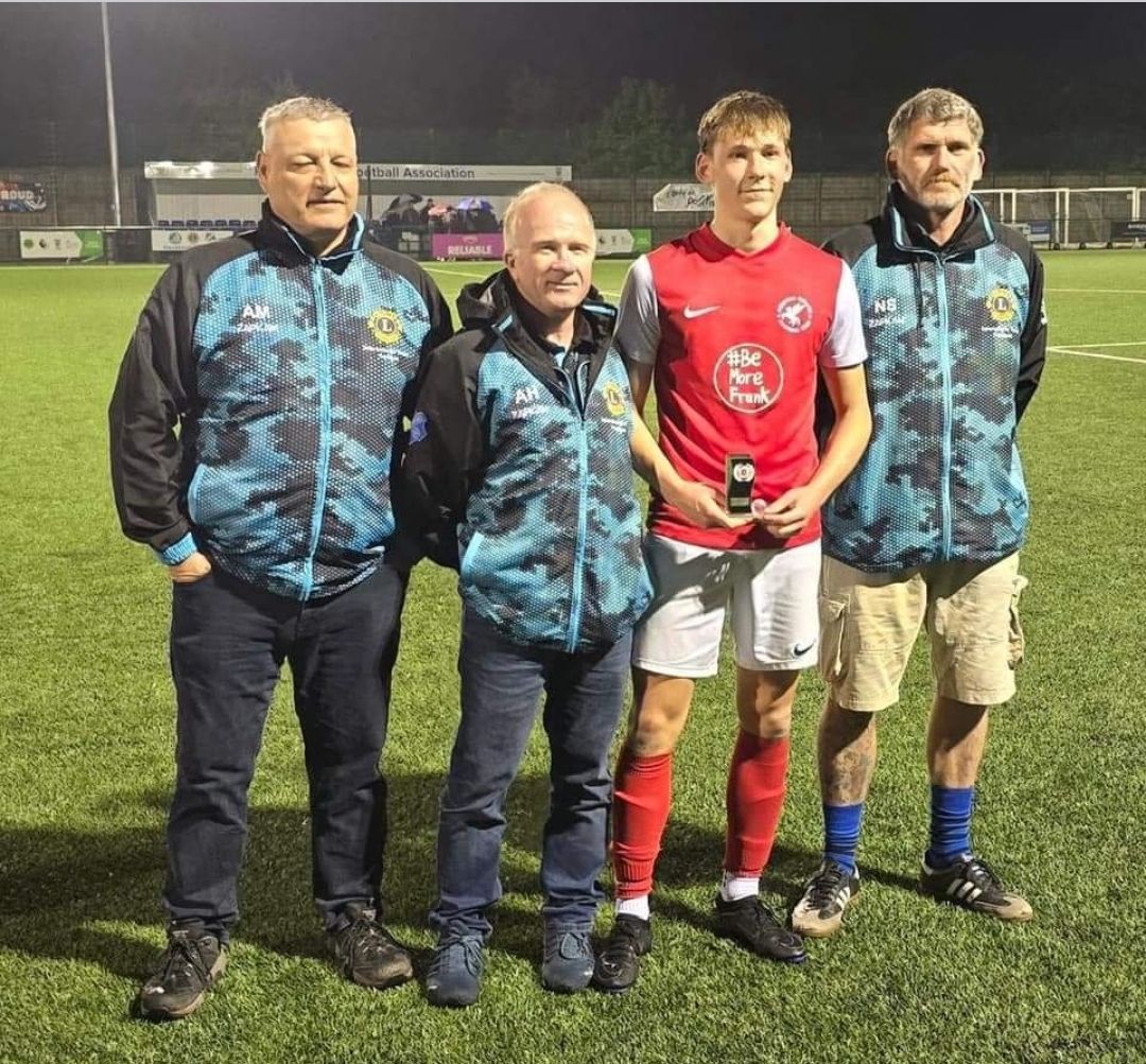 PLAYER OF THE MATCH 》Congratualtions to Aleks Striunga who was awarded the player of the match award at The U16s HFA Youth Cup victory 👏 🔴⚪️