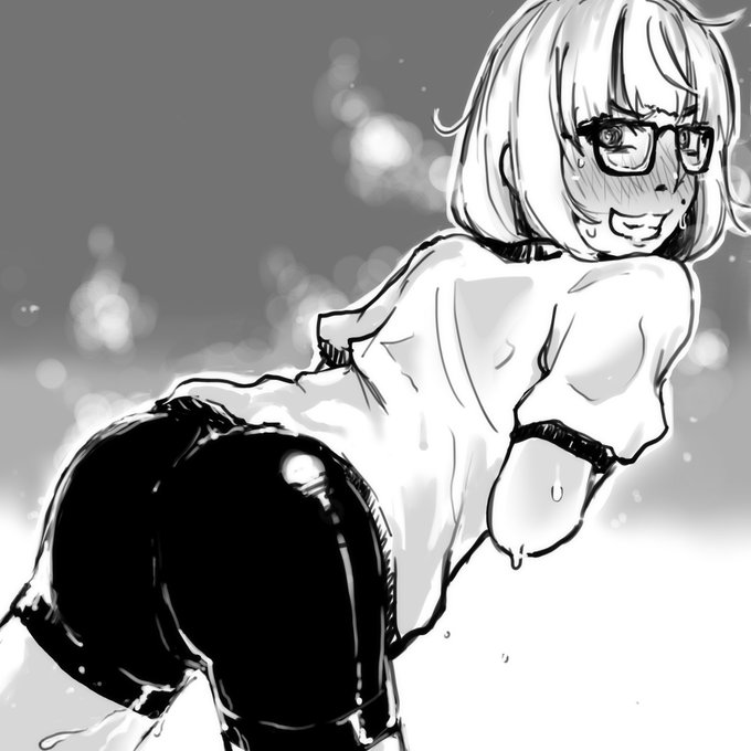 再掲。
大型連休のくせに、気温差が激しくて安定しない!という体で、妙な姿をしている看板娘たちです。 