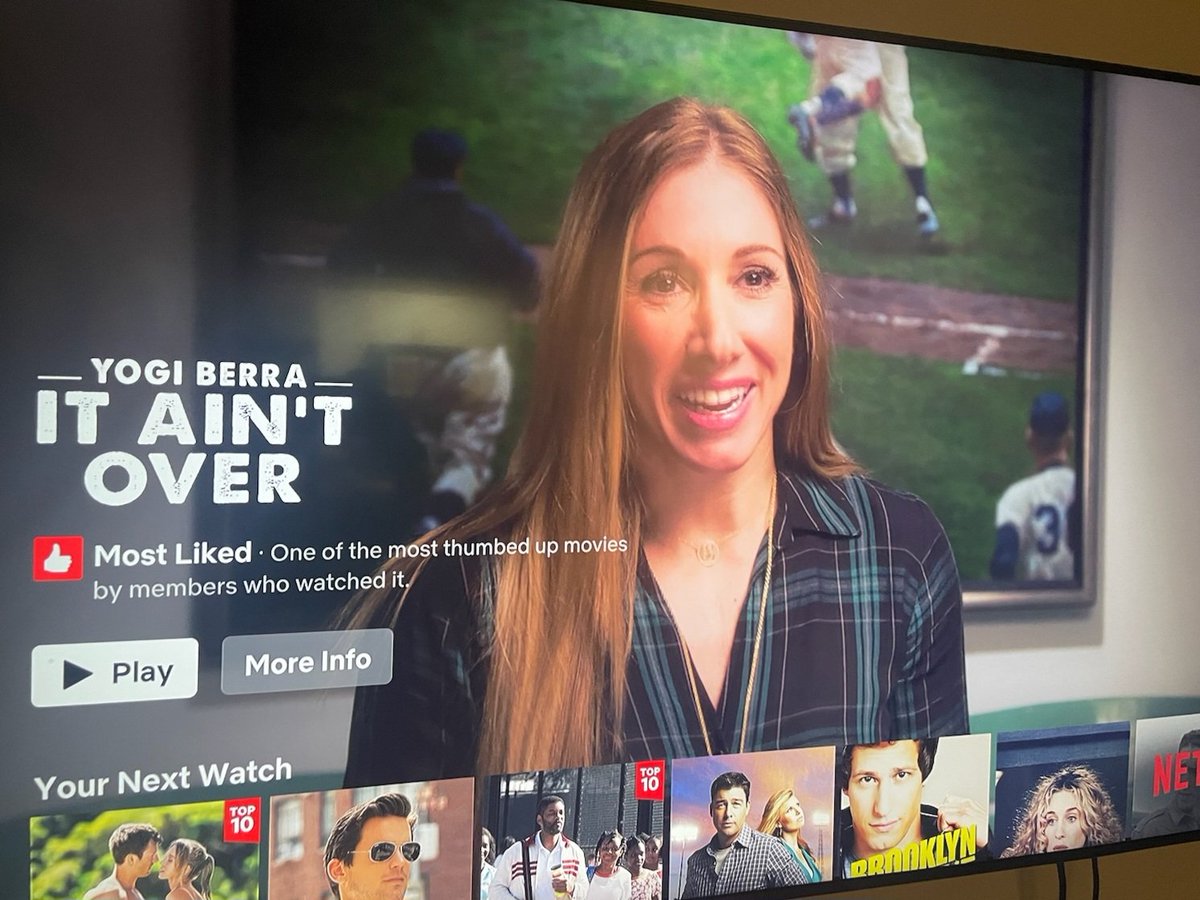 I love that I'm still getting these pics (and that I'm still stalking my friends through their TVs)! Catch @itaintoverdoc on @netflix, @PrimeVideo and @AppleTV! 🙏⚾️❤️📺 #Yankees #Mets #mlb #itaintover