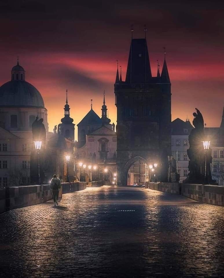 Good afternoon from Prague 💯 Charles Bridge is magical place. #Repost PhotoCredit: IG mindz.eye