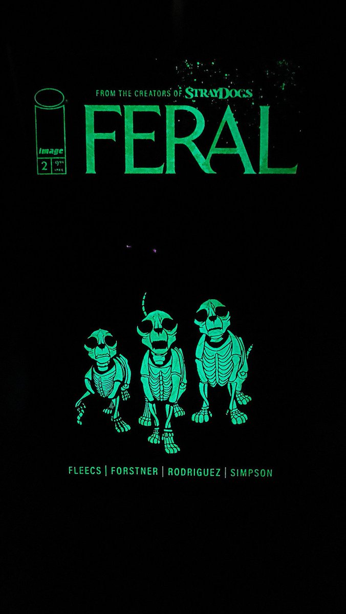 Went to my LCS yesterday for #NCBD & scored this beauty! Feral #2 GITD variant from @TonyFleecs & @TrishForstner. This thing is gorgeous!

#comic #comics #comicbook