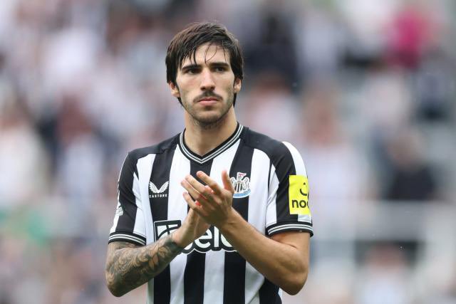 The FA’s written reasons on Sandro Tonali suspended ban state the following: 

⚫️ Tonali disclosed betting on 40-50 matches while a Newcastle player. 
⚪️ He admitted to betting on 4 #NUFC matches, all to win. 
⚫️ Three of those he recalls being accumulators involving Newcastle,