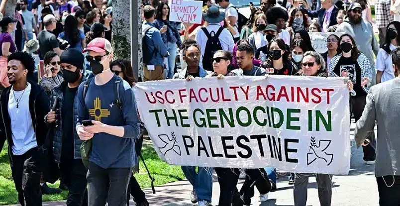 ¿Por qué los universitarios estadounidenses protestan contra el genocidio de palestinos por parte de Israel? Por Ruperto Concha correodelalba.org/2024/05/02/por… #2Mayo #EEUU #Estudiantes #Palestina #Israel #Protesta #GenocidioEnGaza