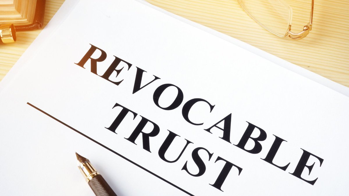 What is a revocable living trust? thelawcollaborative.com/estate-plannin…

#revocablelivingtrust #livingtrust